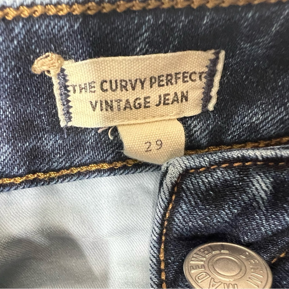 Madewell curvy perfect vintage Jean with back pocket detail